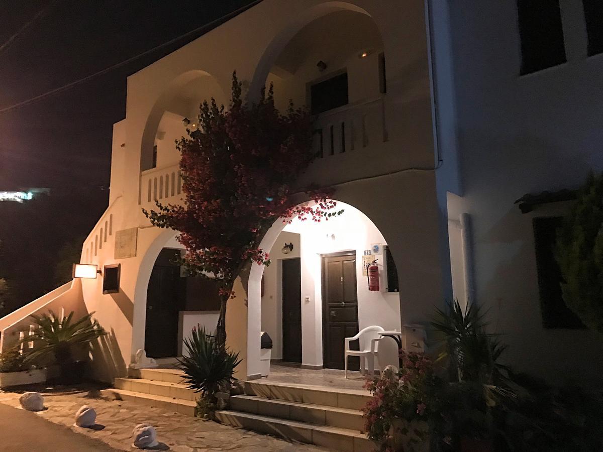 Oliaria Apartments Platanias  Bagian luar foto