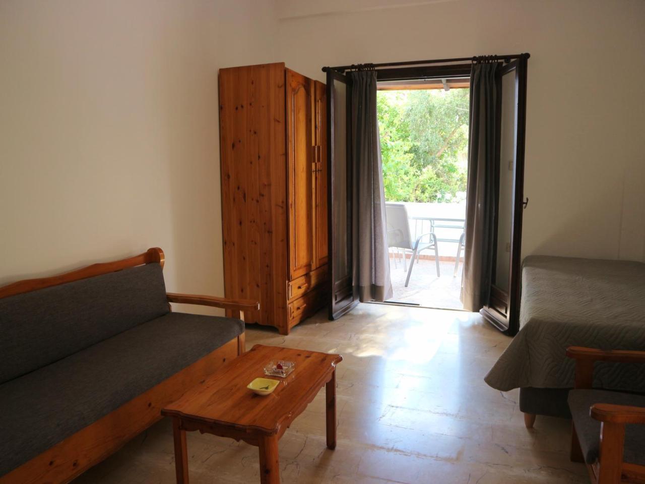Oliaria Apartments Platanias  Bagian luar foto