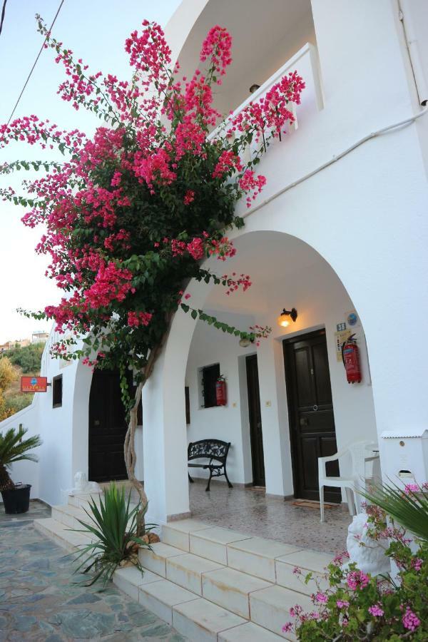 Oliaria Apartments Platanias  Ruang foto
